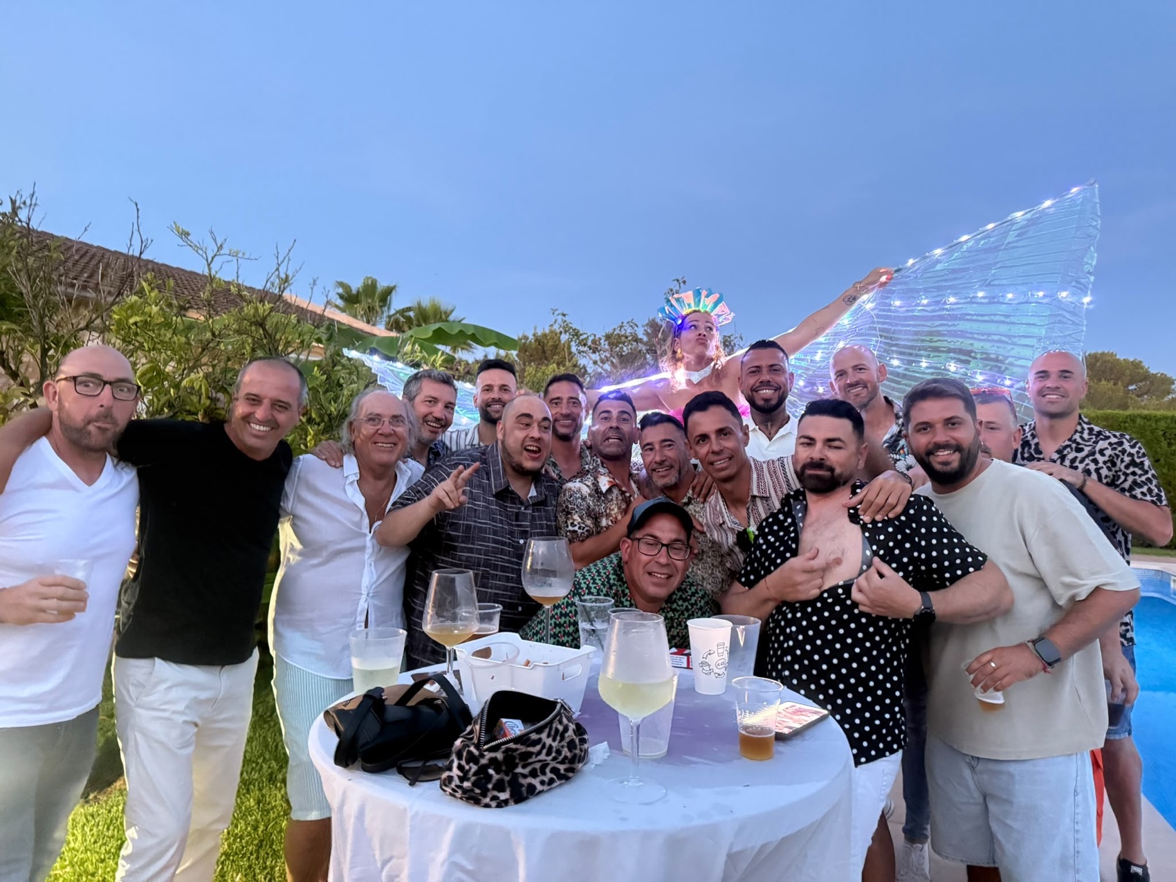 Momento de fiesta en el jardin.